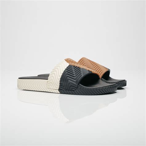 adilette adidas slippers heren|adidas alexander wang adilette slides.